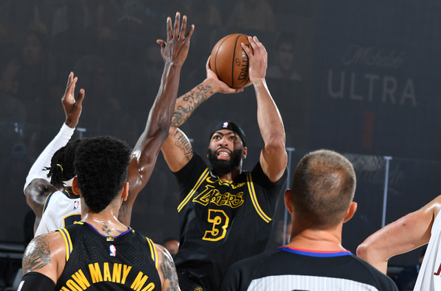 什么？詹姆斯可能进不了全明星？！