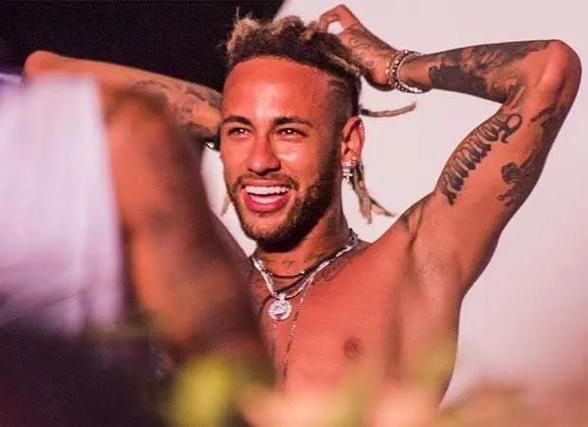 纽卡斯尔喷气机vs墨尔本城首发：卡普托领衔！巴多拉、金森健志在列