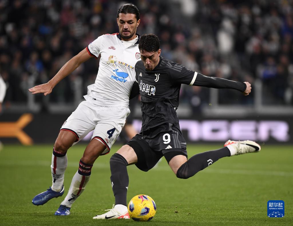 皇马2-3巴萨！维尼进球被换下，谁是丢冠罪魁