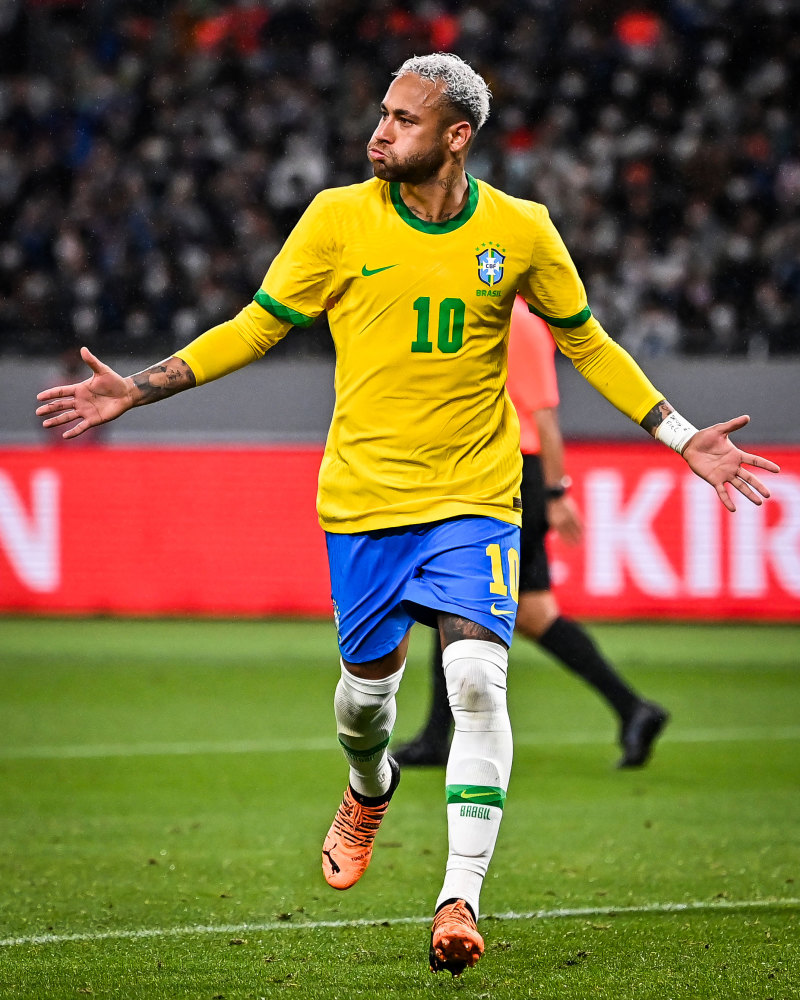 马约拉尔：被西班牙征召是我的目标；本泽马总会鼓励我